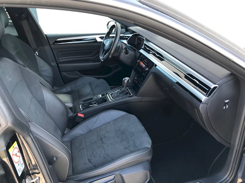 Volkswagen Arteon (2022) R-LINE 2,0 TDI 7DSG - fotka 15 z 25