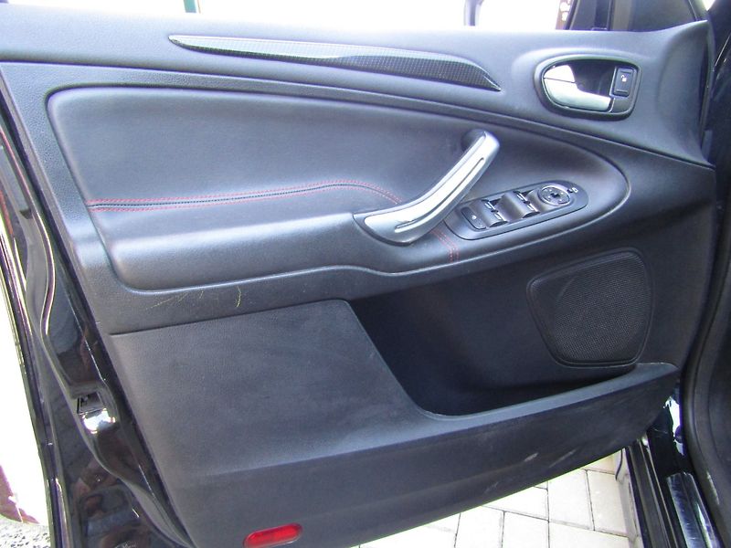 Ford S-MAX (2011) TITANIUM S 2.0 TDCi - fotka 18 z 44