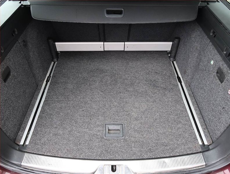 Škoda Superb (2010) Elegance 2.0 TDI, Automat - fotka 14 z 18