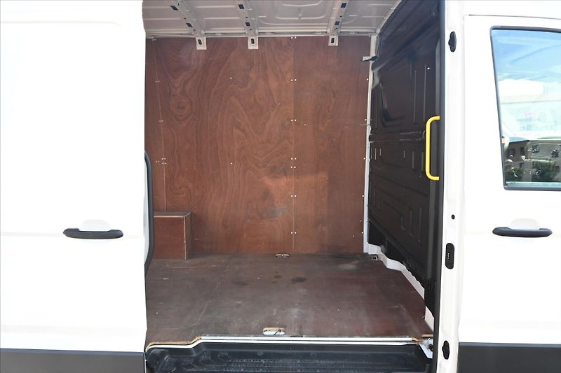 Volkswagen Crafter 2,0 TDI 103 kW L2H2 Tempomat T - fotka 11 z 28