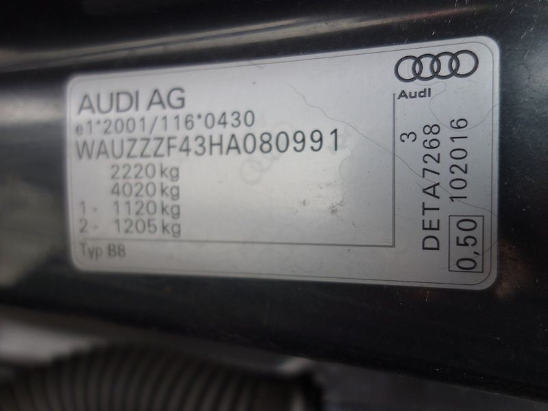 Audi A4 (2016) 2.0TDI 140kW QUATTRO -NEZ.TOP! - fotka 37 z 43