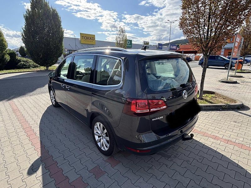 Volkswagen Sharan (2019) 2.0 TDI, Highline, AUT, 86 tkm - fotka 3 z 19