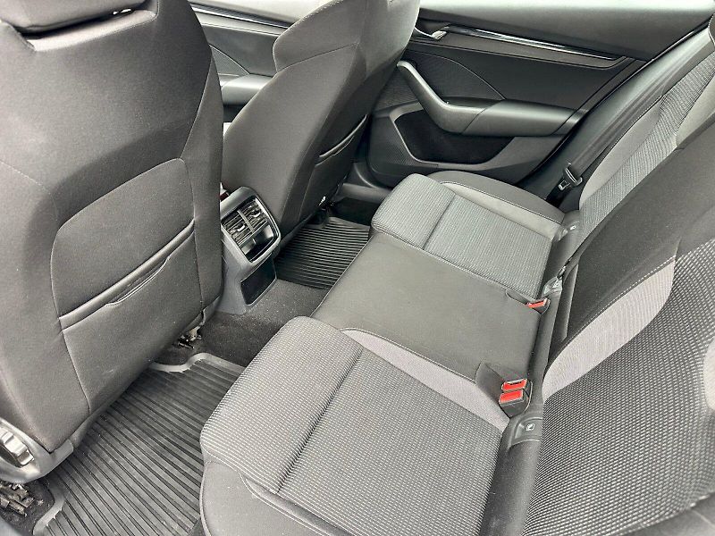 Škoda Octavia (2023) 2.0 TDI 85kW Ambition Combi - fotka 19 z 22
