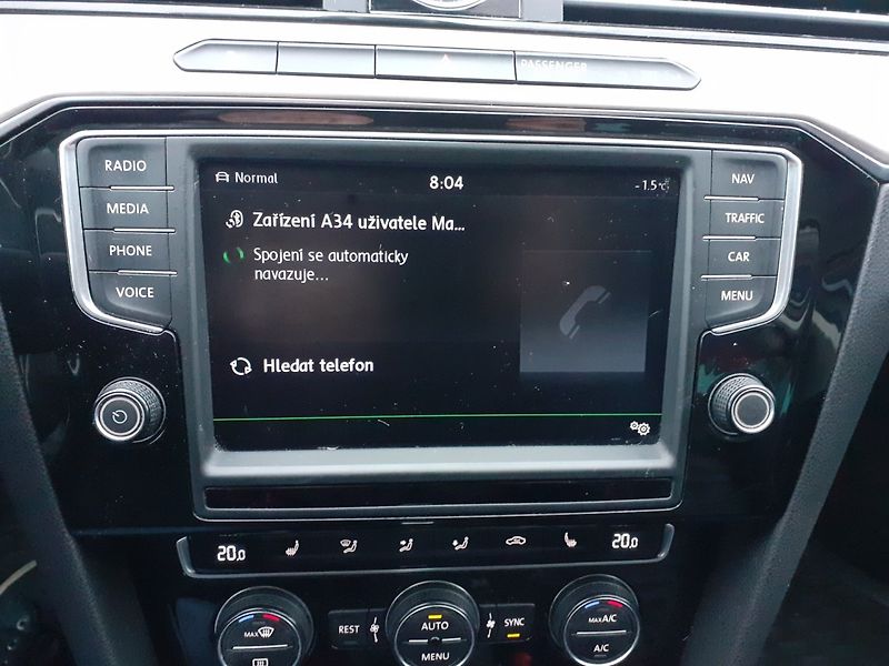 Volkswagen Passat Variant (2015) 2.0 TDi 176 Kw 4x4 DSG - fotka 14 z 47