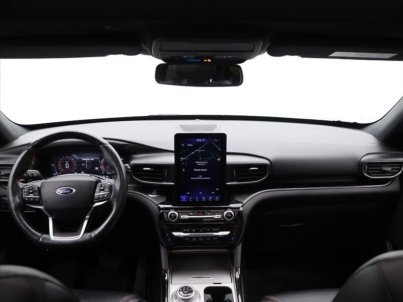 Ford Explorer 3,0 V6 267kW EcoBoost 4x4 CZ D - fotka 35 z 44