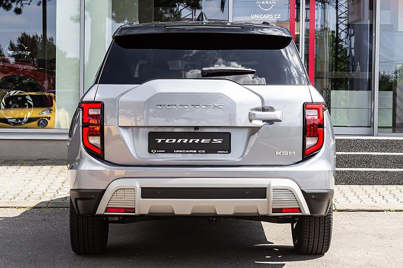 SsangYong Torres (2025) 1,5 GDI 4WD AT PREMIUM 5el.dve - fotka 6 z 22