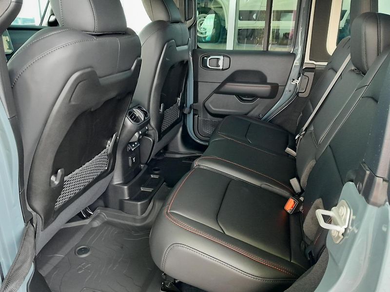 Jeep Wrangler (2026) Unlimited 2,0T  Rubicon ČR - fotka 18 z 38