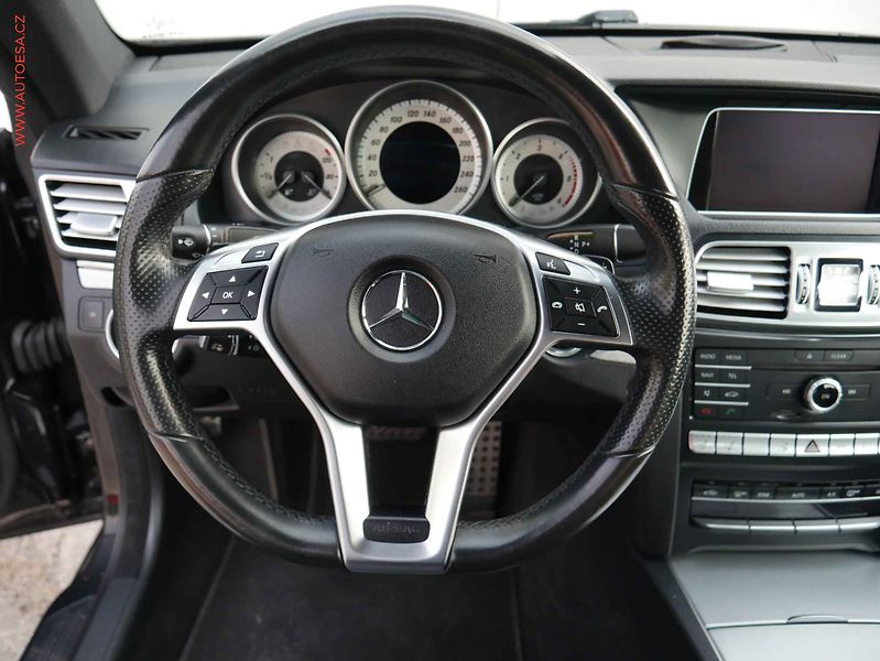 Mercedes-Benz Třídy E (2015) 3.0 CDi 350, ČR, AT, LED - fotka 17 z 20