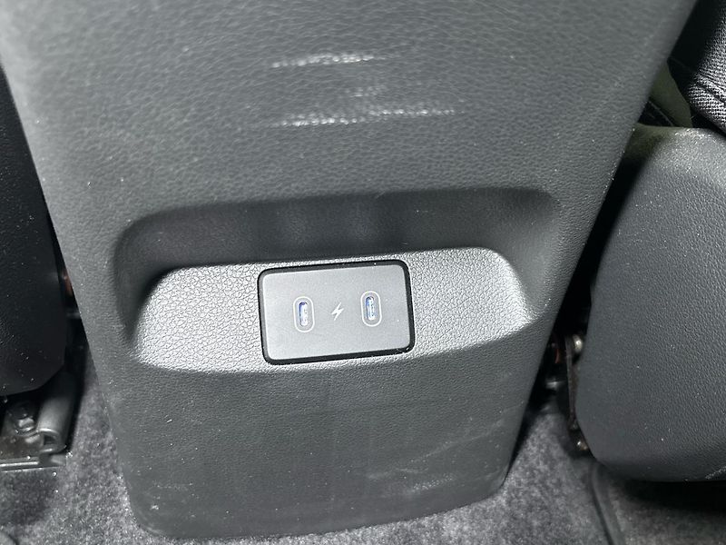 Hyundai i30 Smart DCT - fotka 22 z 27
