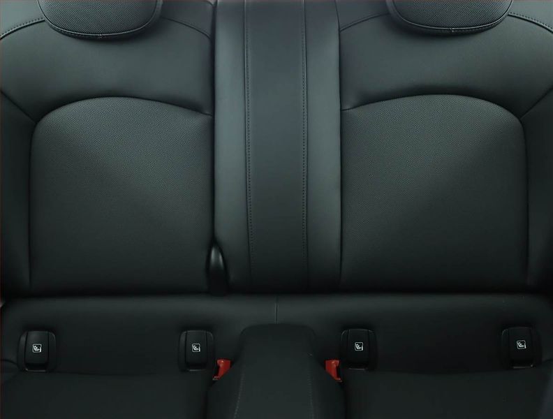 Mini Ostatní (2022) Cooper SE 32 kWh, SoH 97% - fotka 10 z 19
