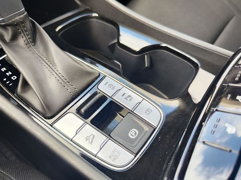Hyundai Tucson 1.6 T-GDI/110kW Smart DCT - fotka 21 z 30
