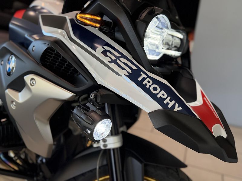 BMW R 1250 GS Trophy, TOP výbava - fotka 10 z 19