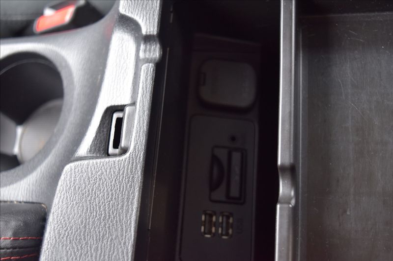 Mazda 3 2,0 G 88KW  DIGIKLIMA ALU NAVI - fotka 41 z 47