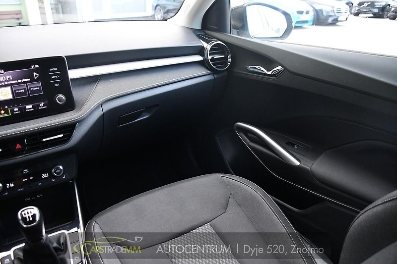 Škoda Fabia 1.0TSi STYLE 1M ČR - fotka 24 z 49