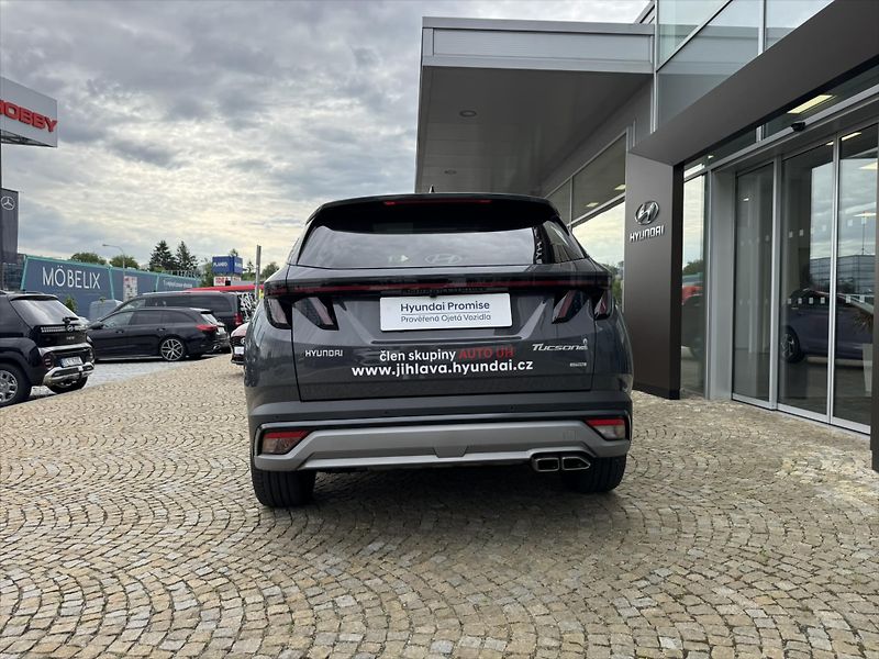 Hyundai Tucson 1,6 1,6 TGDI 4WD DCT 20 LUXURY - fotka 5 z 11