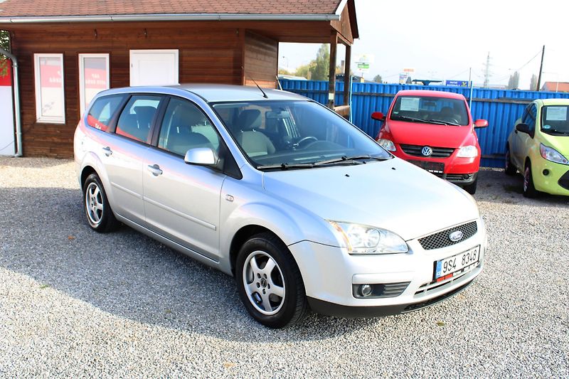 Ford Focus (2007) 1,6i KLIMA EL.OKNA TEMPOMAT  - fotka 1 z 20
