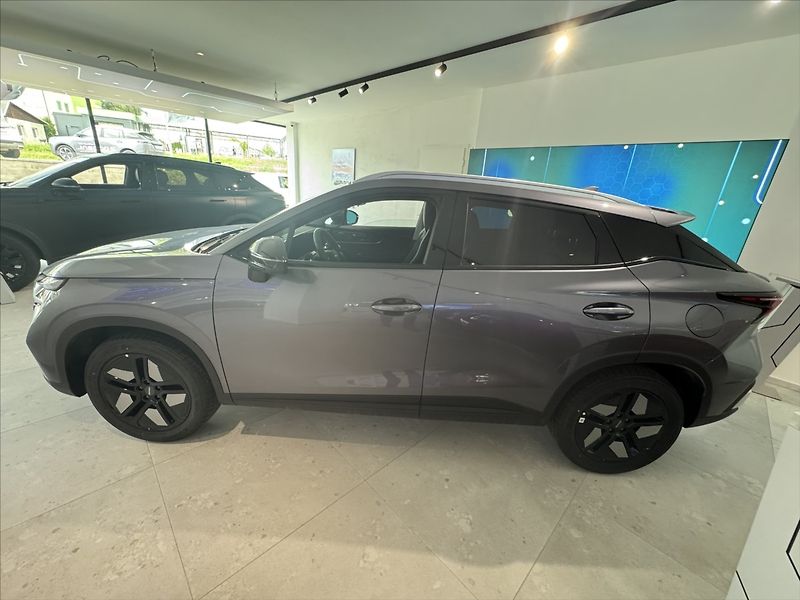 Omoda 5 (2026) 1,6 TGDi PREMIUM FACELIFT - fotka 2 z 12