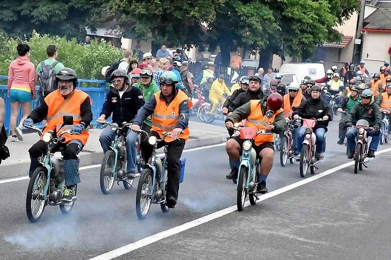 Moped Stadion S 11 - celkový záběr.