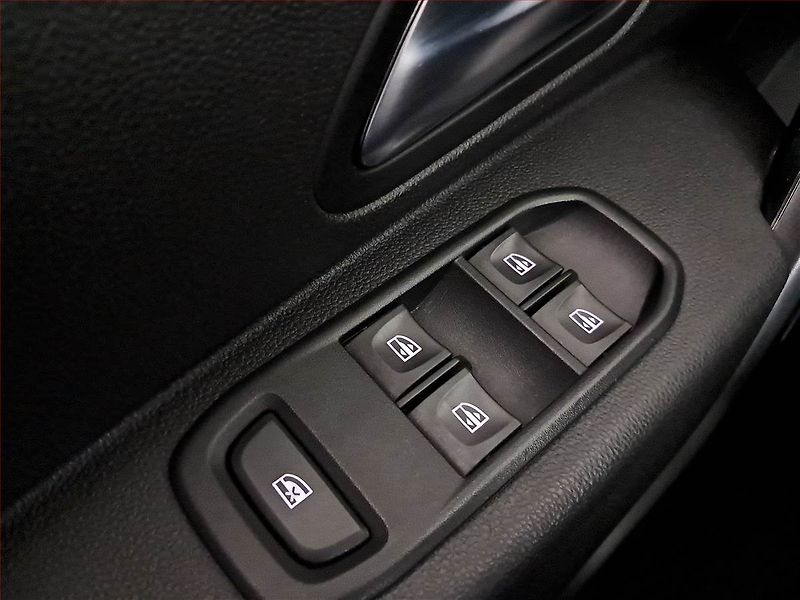 Dacia Duster (2019) 1.6 SCe, ČR,1.maj, Tempomat - fotka 16 z 16