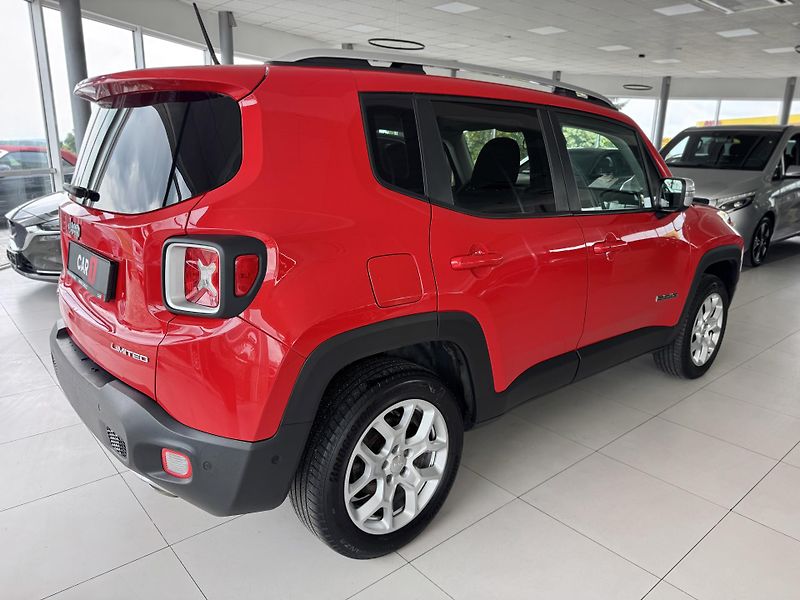 Jeep Renegade 2,0M-Jet 4WD*AUT*KeyLess*Navi - fotka 5 z 32