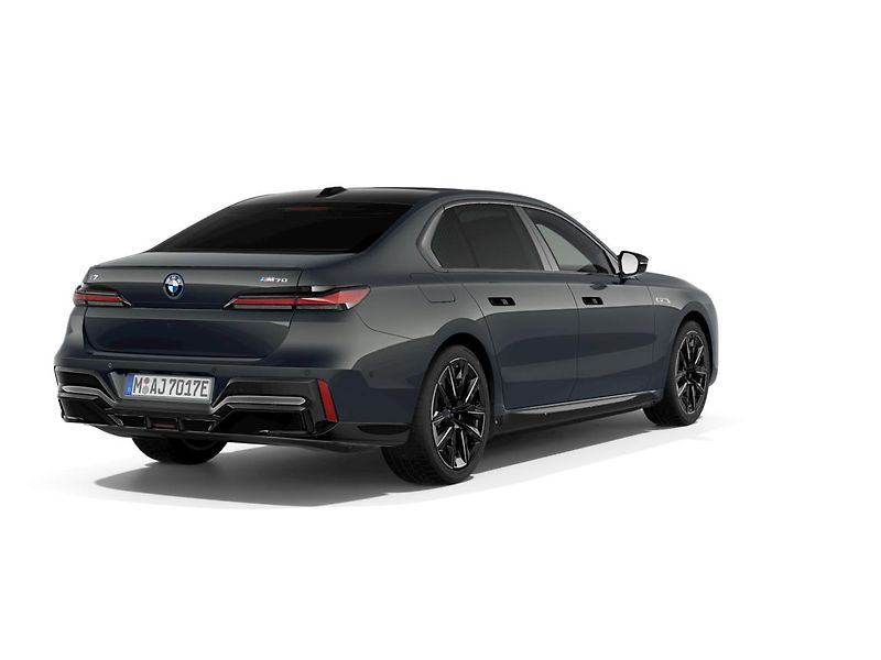 BMW i7 m70 - fotka 3 z 6
