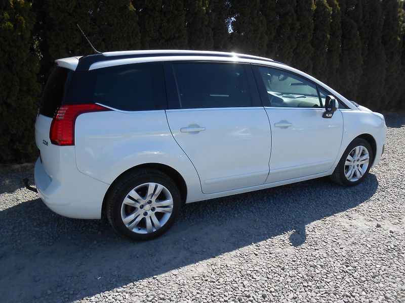 Peugeot 5008 88KW,NAVI,PANORAMA,AUTOMAT - fotka 5 z 45