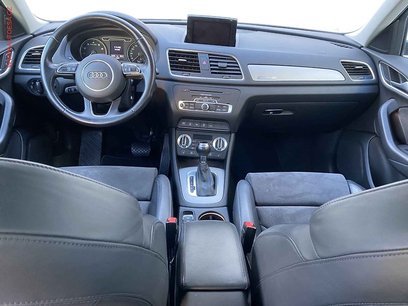 Audi Q3 (2012) 2.0 TFSi quattro, AT, bixen - fotka 8 z 20
