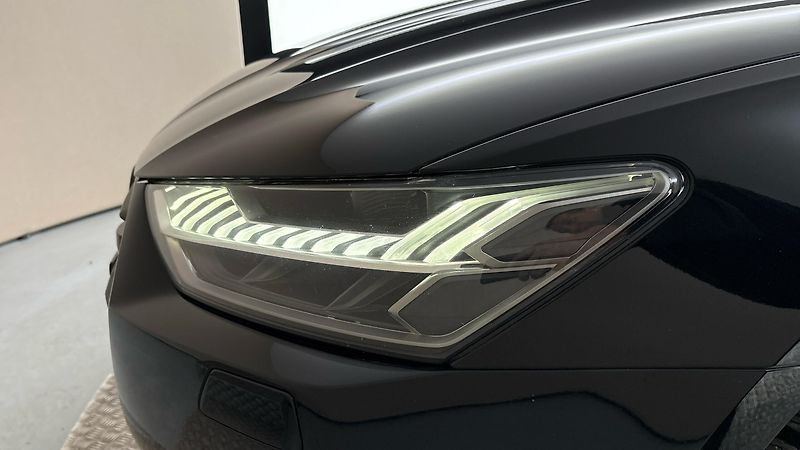 Audi A7 2.0 45TFSI S Tronic Quattro Sp - fotka 18 z 29