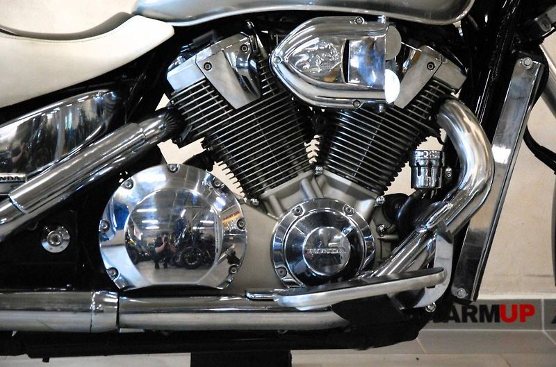Honda VTX 1800 (2003) hezký stav - fotka 8 z 20