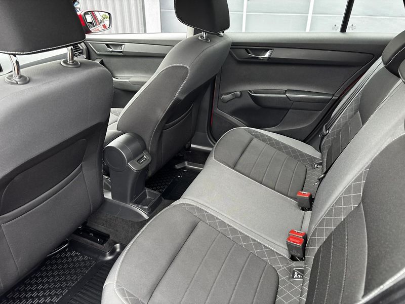 Škoda Fabia (2022) Combi Ambition 1.0 TSI  - fotka 15 z 16