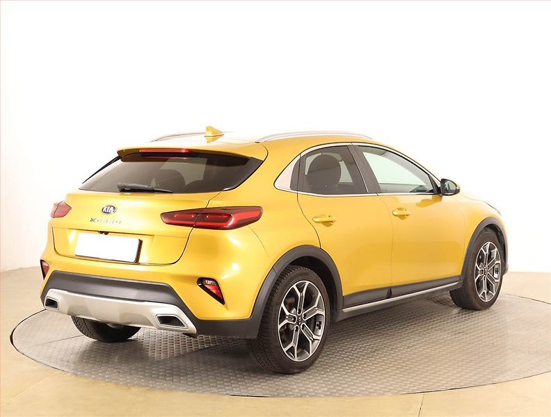 Kia XCeed (2020) Gold 1.6 CRDi, Automat - fotka 5 z 19
