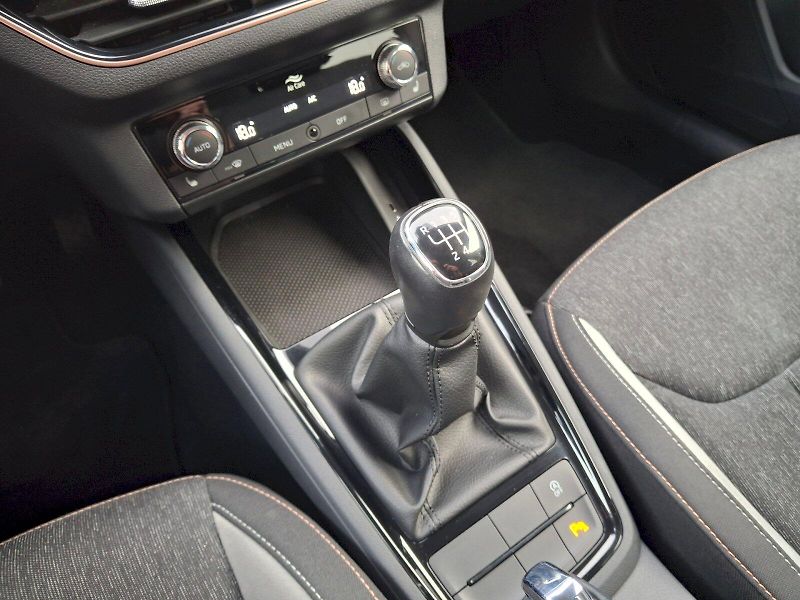 Škoda Kamiq (2023) Style 1,0TSi 81kW - fotka 26 z 35