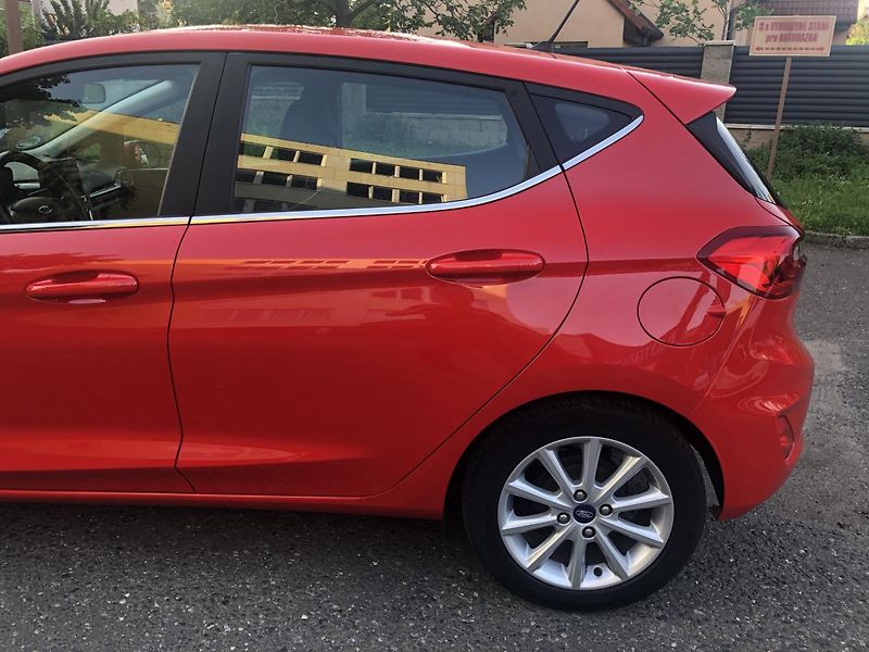 Ford Fiesta (2018) 1,0 NAVI AL kola rezervace - fotka 18 z 69