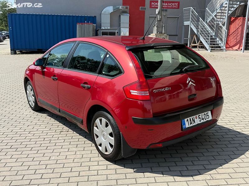 Citroën C4 (2006) 1.6i 16V, 80kw Původ ČR - fotka 3 z 18