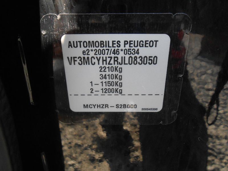 Peugeot 5008 Allure, Kůže,7míst - fotka 2 z 42