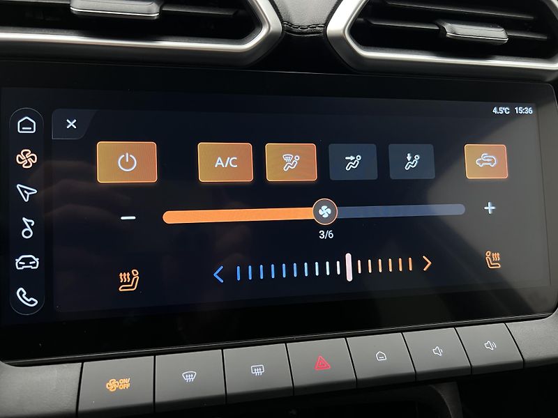 MG ZS 1.5 ICE ELEGANCE CZ 1.maj. - fotka 28 z 38