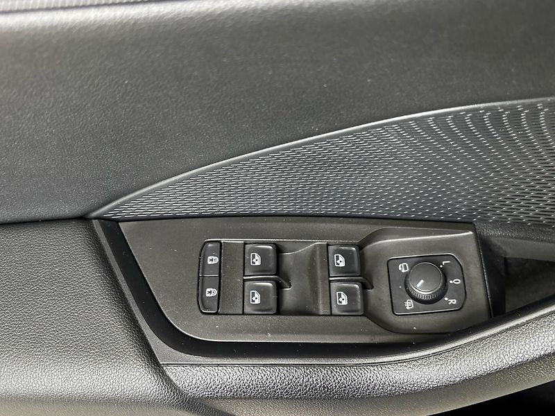 Škoda Octavia Ambition - fotka 21 z 27