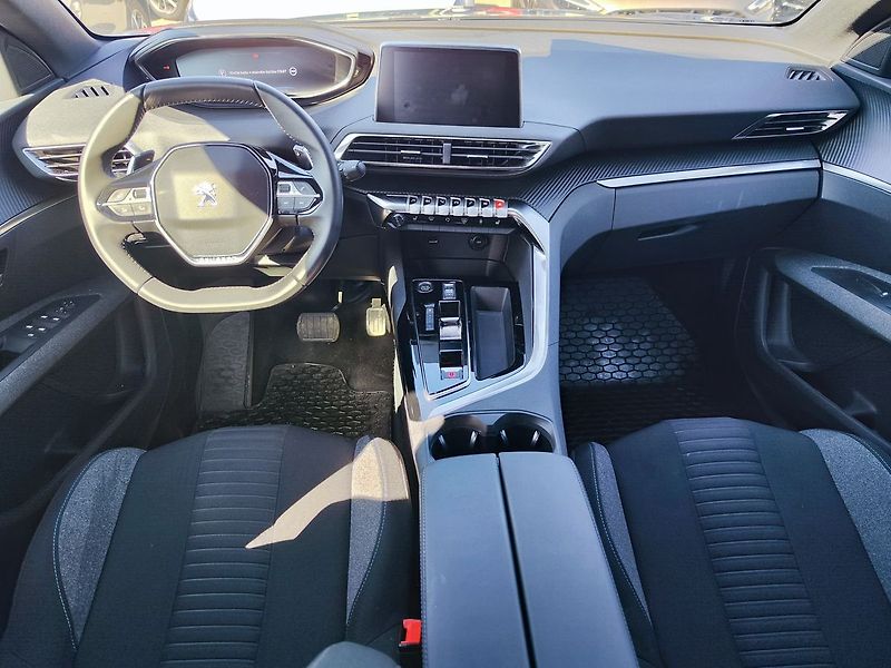 Peugeot 3008 1.2 Pure tech/96kW ACTIVE PACK - fotka 12 z 33