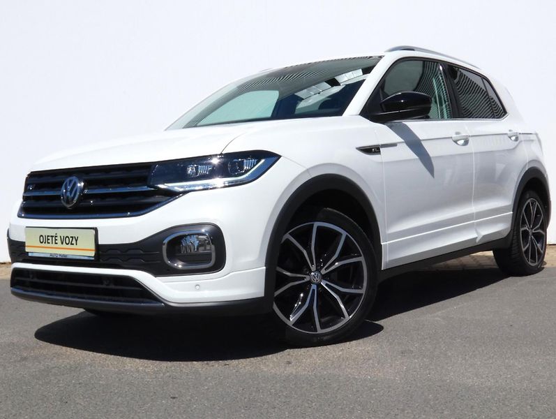 Volkswagen T-Cross R-Line 1,0 TSI DSG - fotka 6 z 29