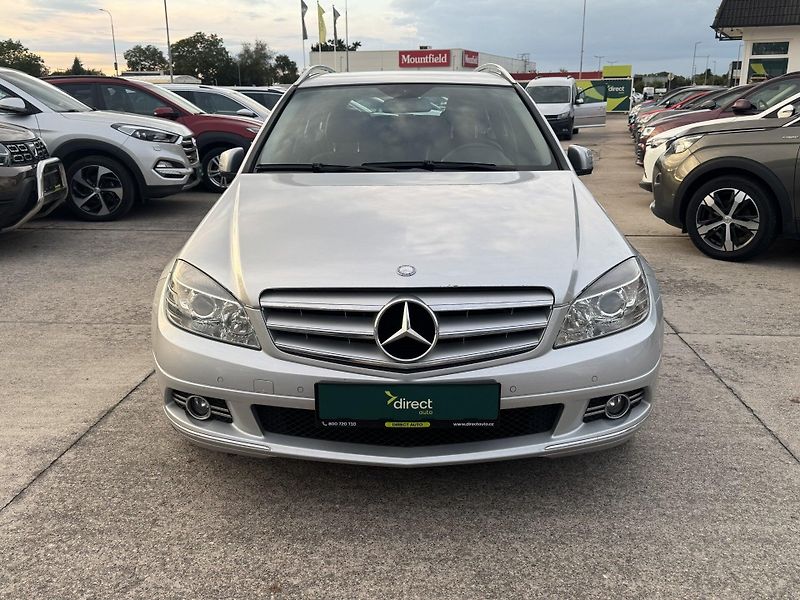 Mercedes-Benz Třídy C - fotka 4 z 10
