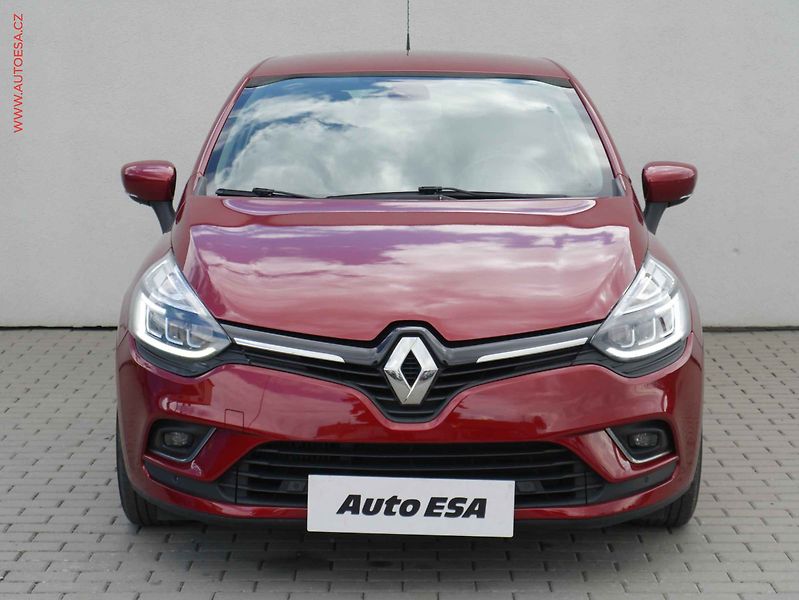 Renault Clio (2016) 0.9TCe, Navi, LED - fotka 2 z 21