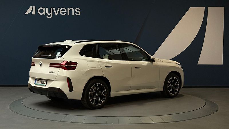 BMW X3 2.0 xDrive30e AT - fotka 2 z 16