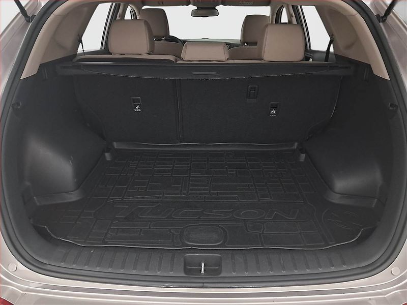 Hyundai Tucson (2016) 1.7 CRDi, ČR,1.maj, Navi - fotka 14 z 17