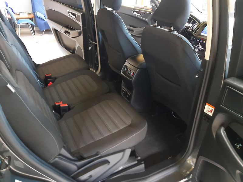 Ford Galaxy 2.0 TDCI 4X4 NAVI 7 míst       - fotka 31 z 36