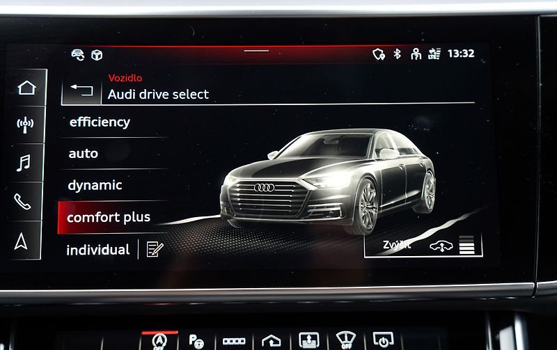 Audi S8 4.0 TFSI Quattro/B&O/Matrix/57 - fotka 41 z 48