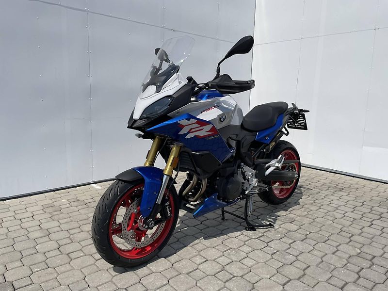 BMW (2026) F 900 XR - fotka 5 z 12