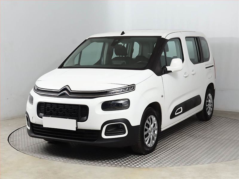 Citroën Berlingo (2020) Feel 1.5 BlueHDi, 5Míst, ČR - fotka 2 z 15
