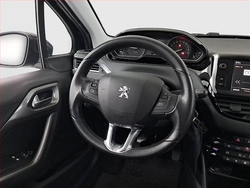 Peugeot 2008 (2019) 1.2 PureTech, Serv.kniha - fotka 7 z 16