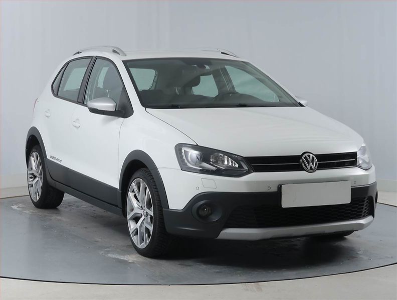 Volkswagen Polo (2015) Cross 1.2 TSI, ČR,1.maj - fotografie inzerátu