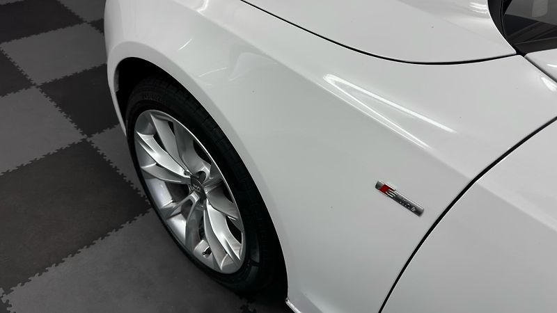 Audi A5 QUATTRO / 2 SADY GUM  - fotka 11 z 47